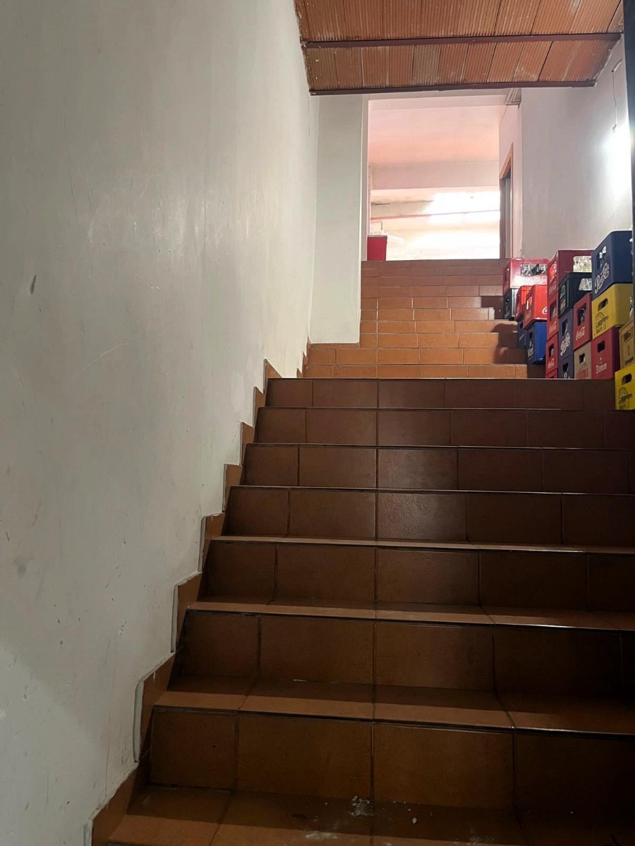 Liikekiinteistö Valencia, Espanja 2 makuuhuonetta, 227 m2 No. 133556