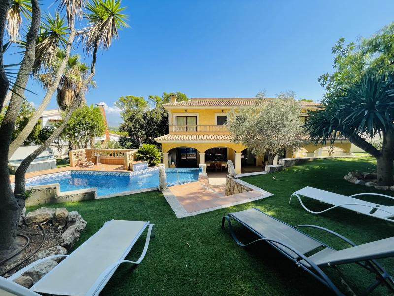 Villa i El Toro, Mallorca, Spanien 5 sovrum, 460 kvm. Nr. 108968