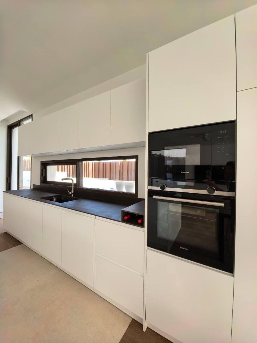 Villa i Godella, Valencia, Spanien 6 sovrum, 250 kvm. Nr. 148562