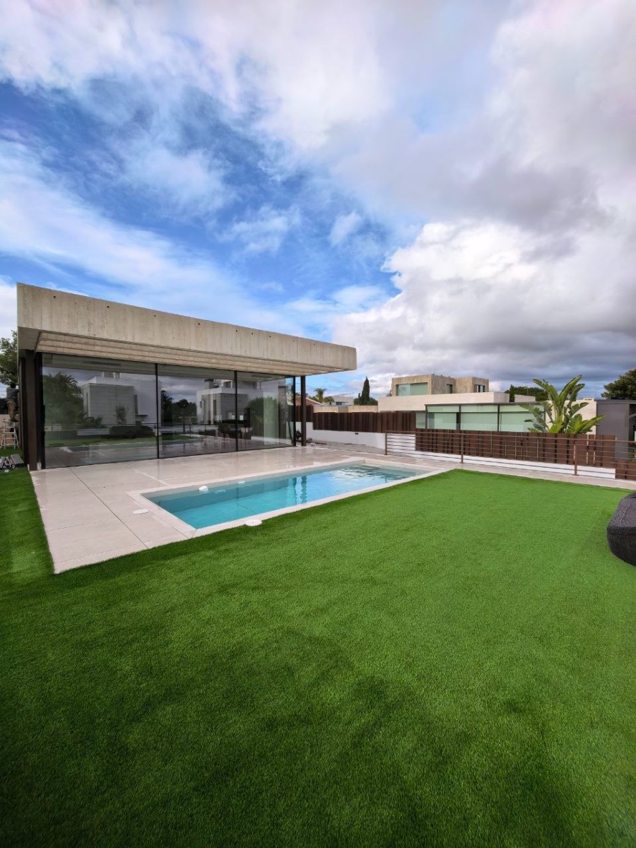 Villa i Godella, Valencia, Spanien 6 sovrum, 250 kvm. Nr. 148562