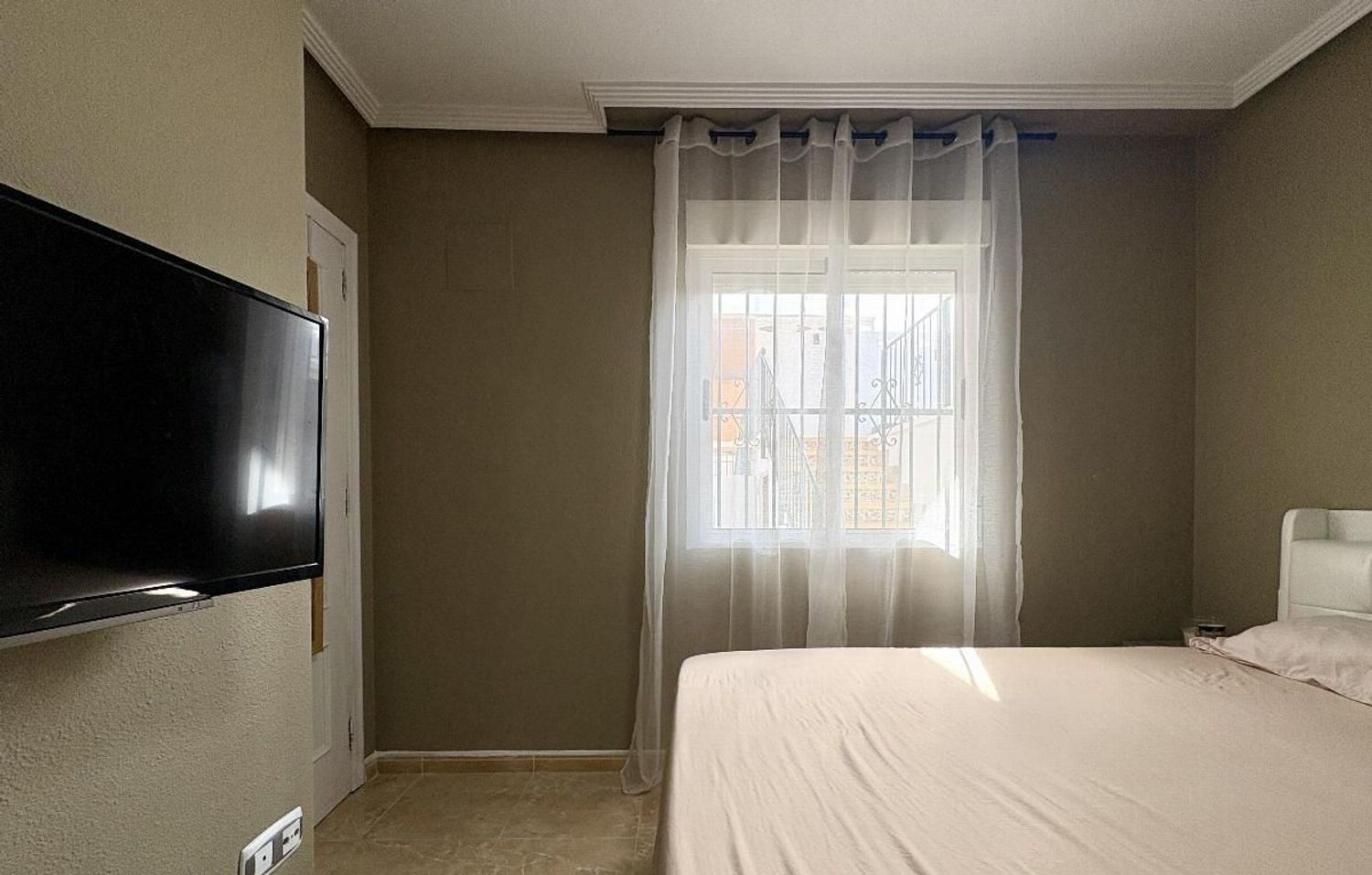 Duplex in Alicante, Spain 4 bedrooms, 140 sq.m. No. 180903