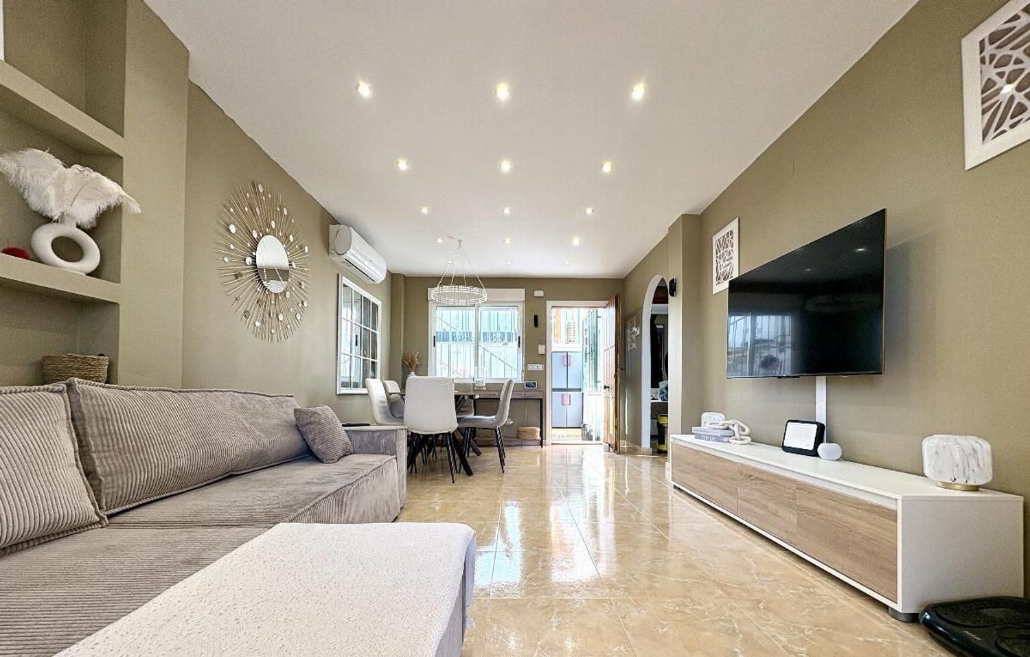 Duplex in Alicante, Spain 4 bedrooms, 140 sq.m. No. 180903