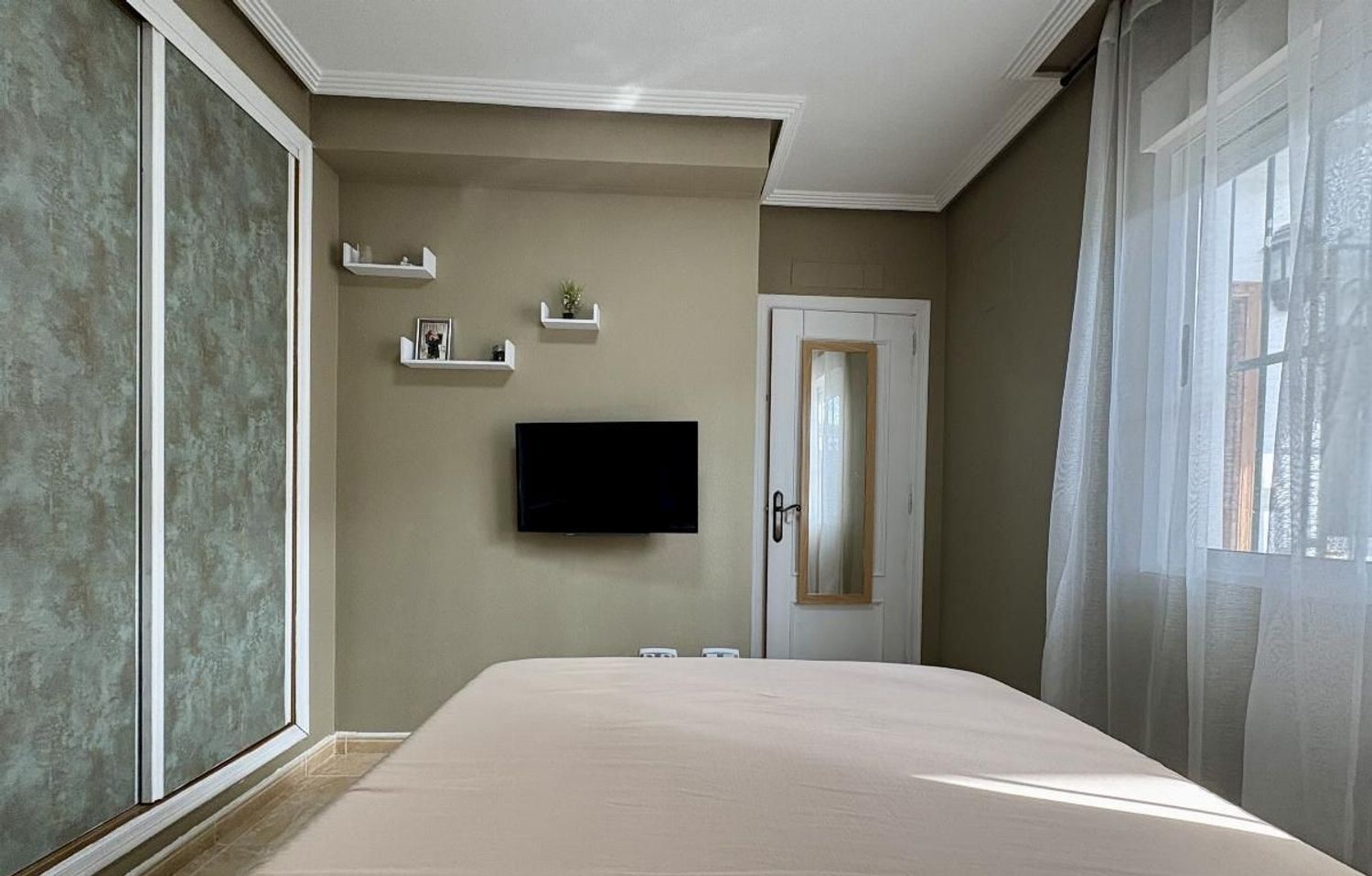 Duplex in Alicante, Spain 4 bedrooms, 140 sq.m. No. 180903