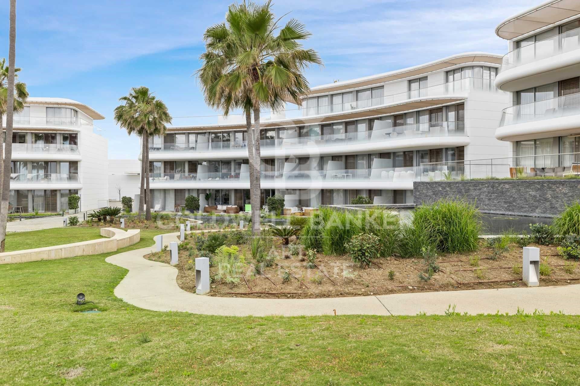 Huoneisto Estepona, Malaga, Espanja 3 makuuhuonetta, 119 m2 No. 158662