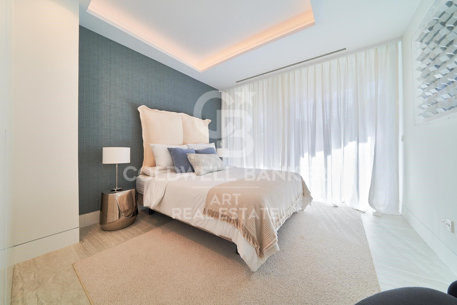 Appartamento a Estepona, Malaga, Spagna 3 camere da letto, 328 mq. N° 158659