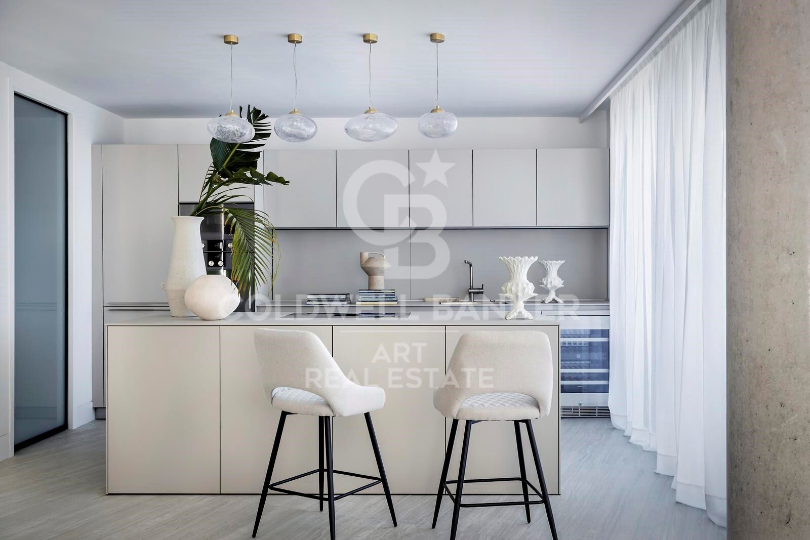 Appartamento a Estepona, Malaga, Spagna 3 camere da letto, 328 mq. N° 158659