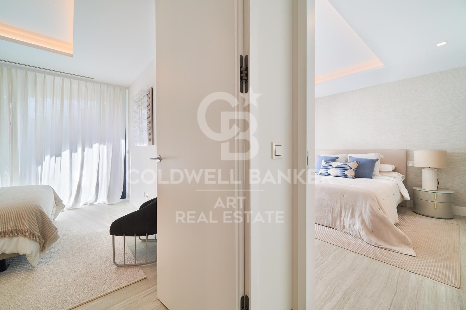 Appartamento a Estepona, Malaga, Spagna 3 camere da letto, 328 mq. N° 158659