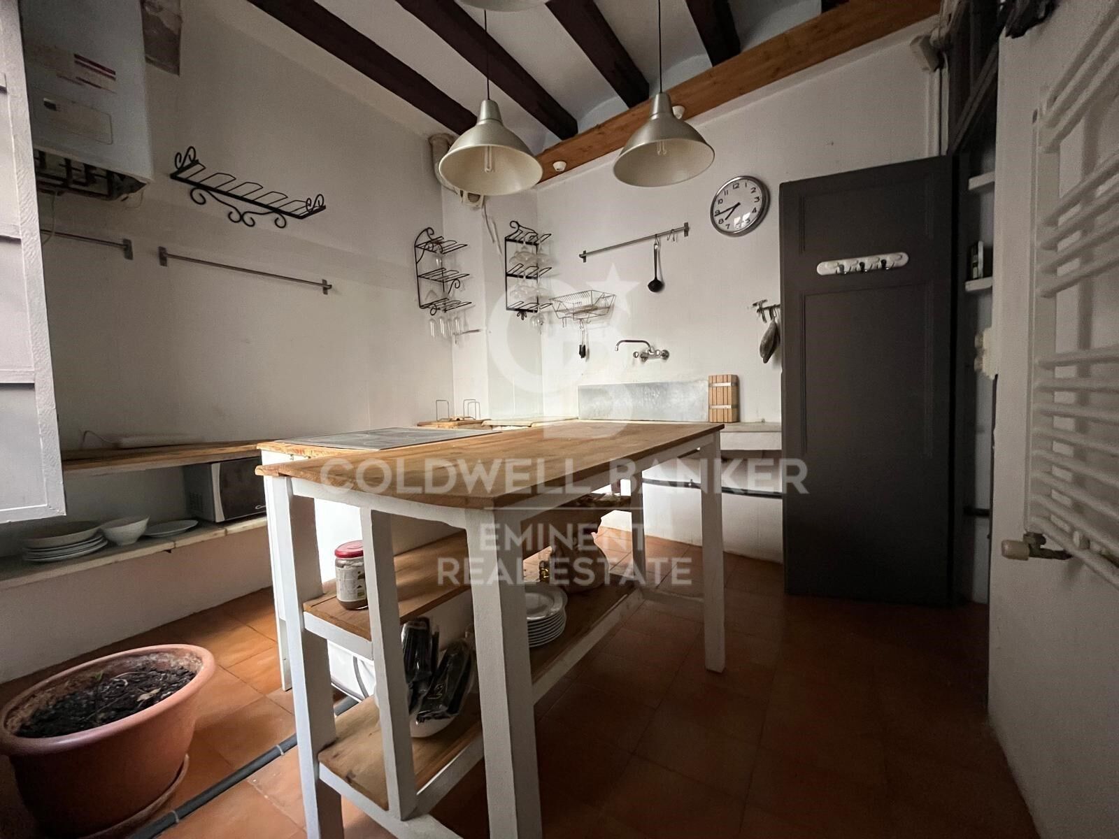 Apartment in Barcelona, Spain 4 bedrooms, 135 sq.m. No. 158663