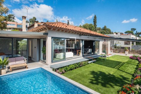 Villa in Bellaterra, Barcelona, Spanien 14 Schlafzimmer, 467 m2 Nr. 164611