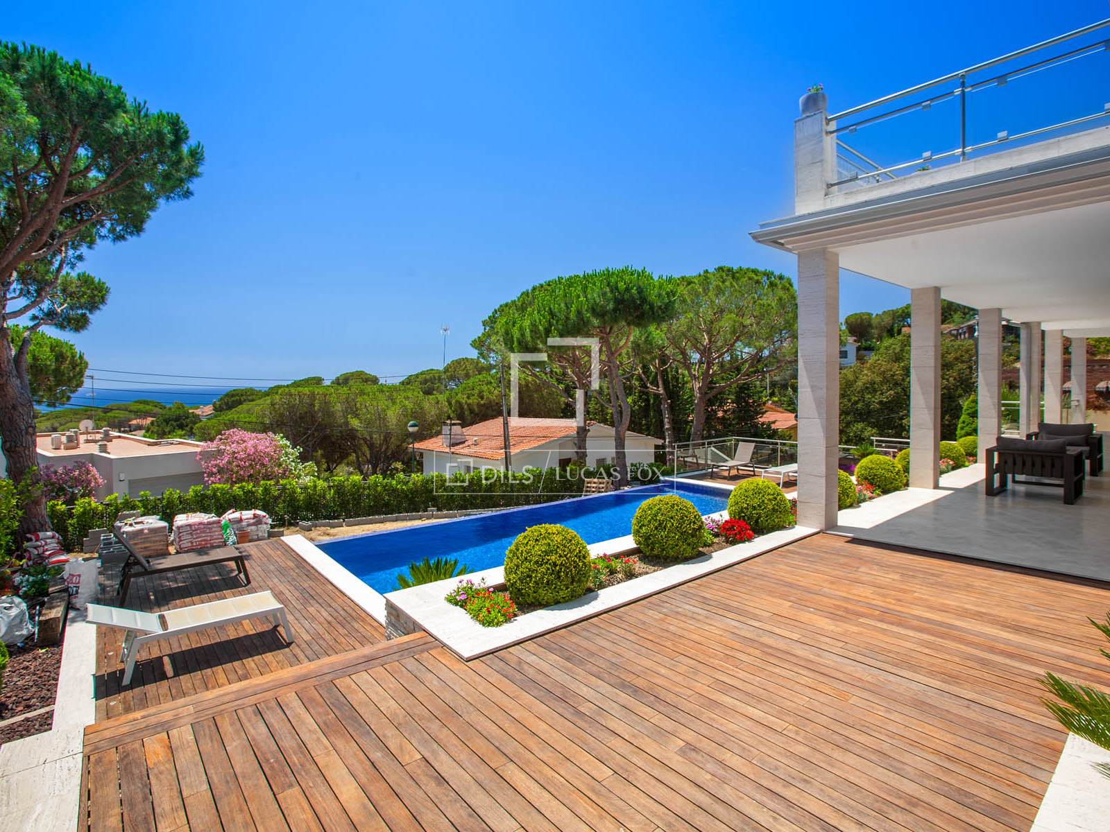 Huvila Cabrils, Barcelona, Espanja 6 makuuhuonetta, 786 m2 No. 164607
