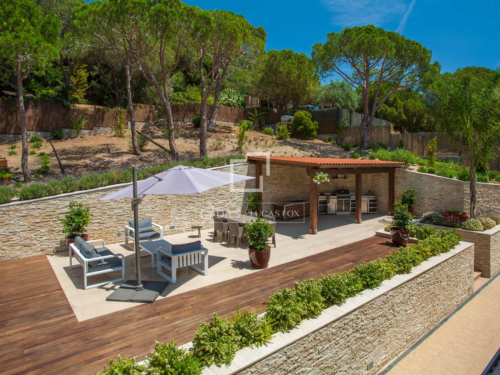 Huvila Cabrils, Barcelona, Espanja 6 makuuhuonetta, 786 m2 No. 164607
