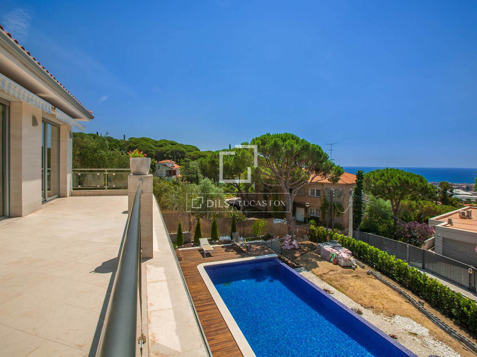 Huvila Cabrils, Barcelona, Espanja 6 makuuhuonetta, 786 m2 No. 164607