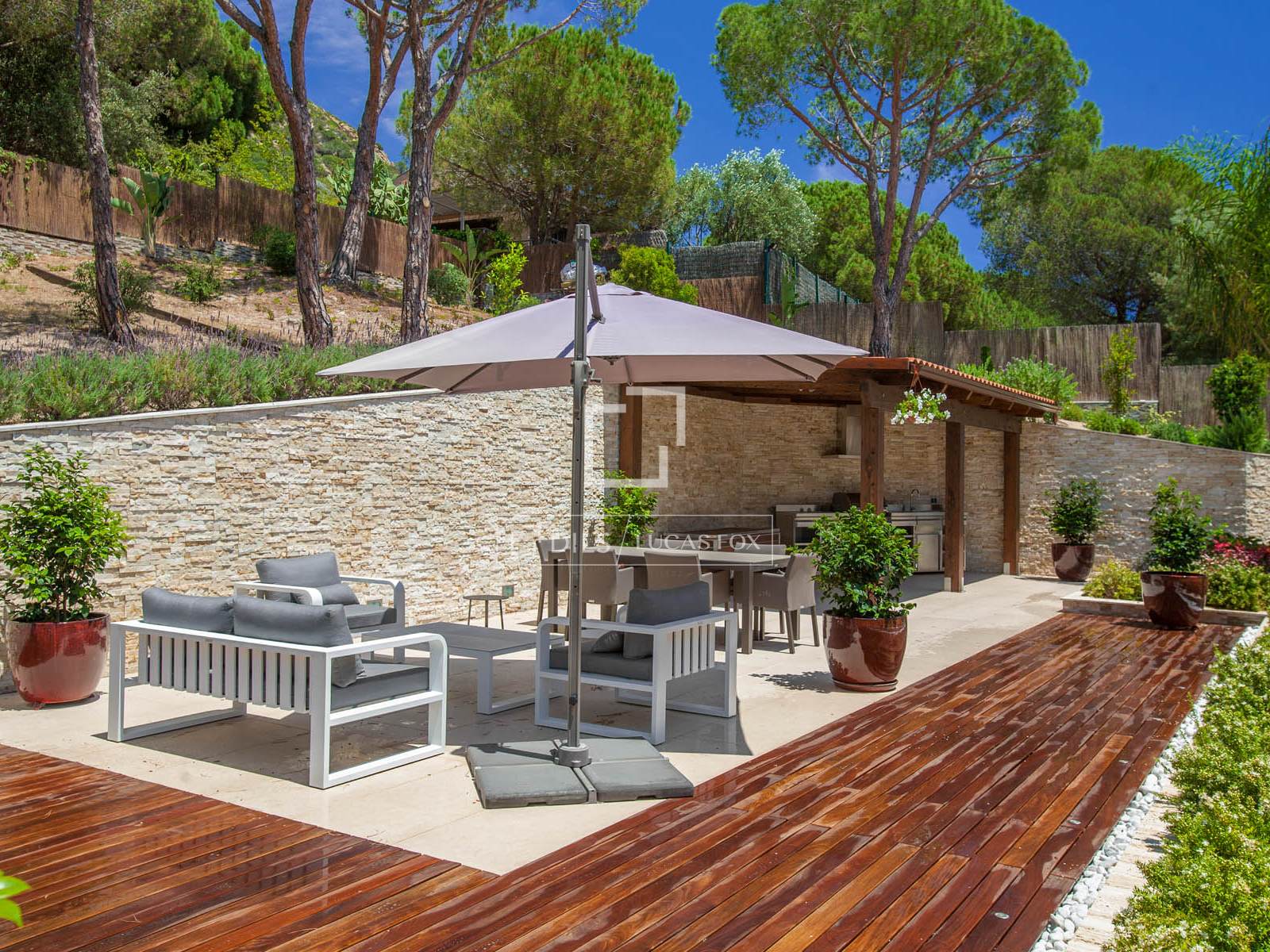 Huvila Cabrils, Barcelona, Espanja 6 makuuhuonetta, 786 m2 No. 164607