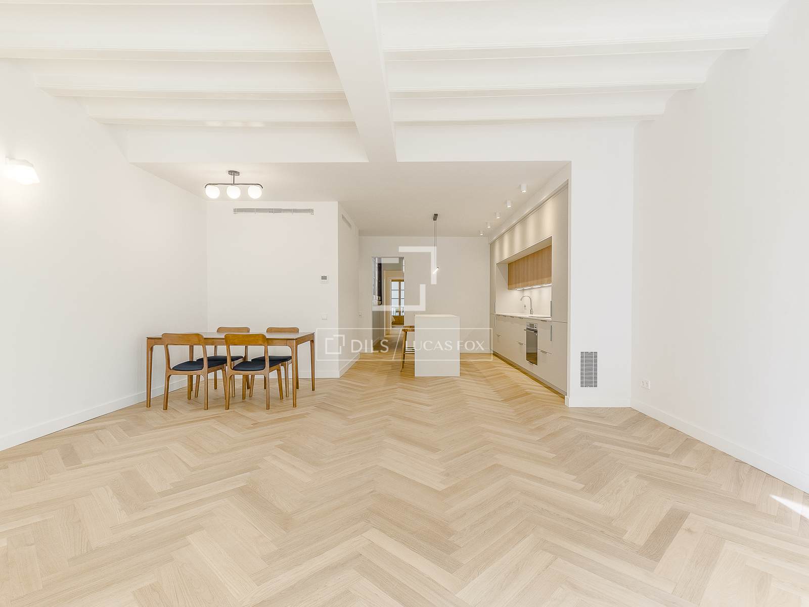Huoneisto Barcelona, Espanja 3 makuuhuonetta, 125 m2 No. 164610
