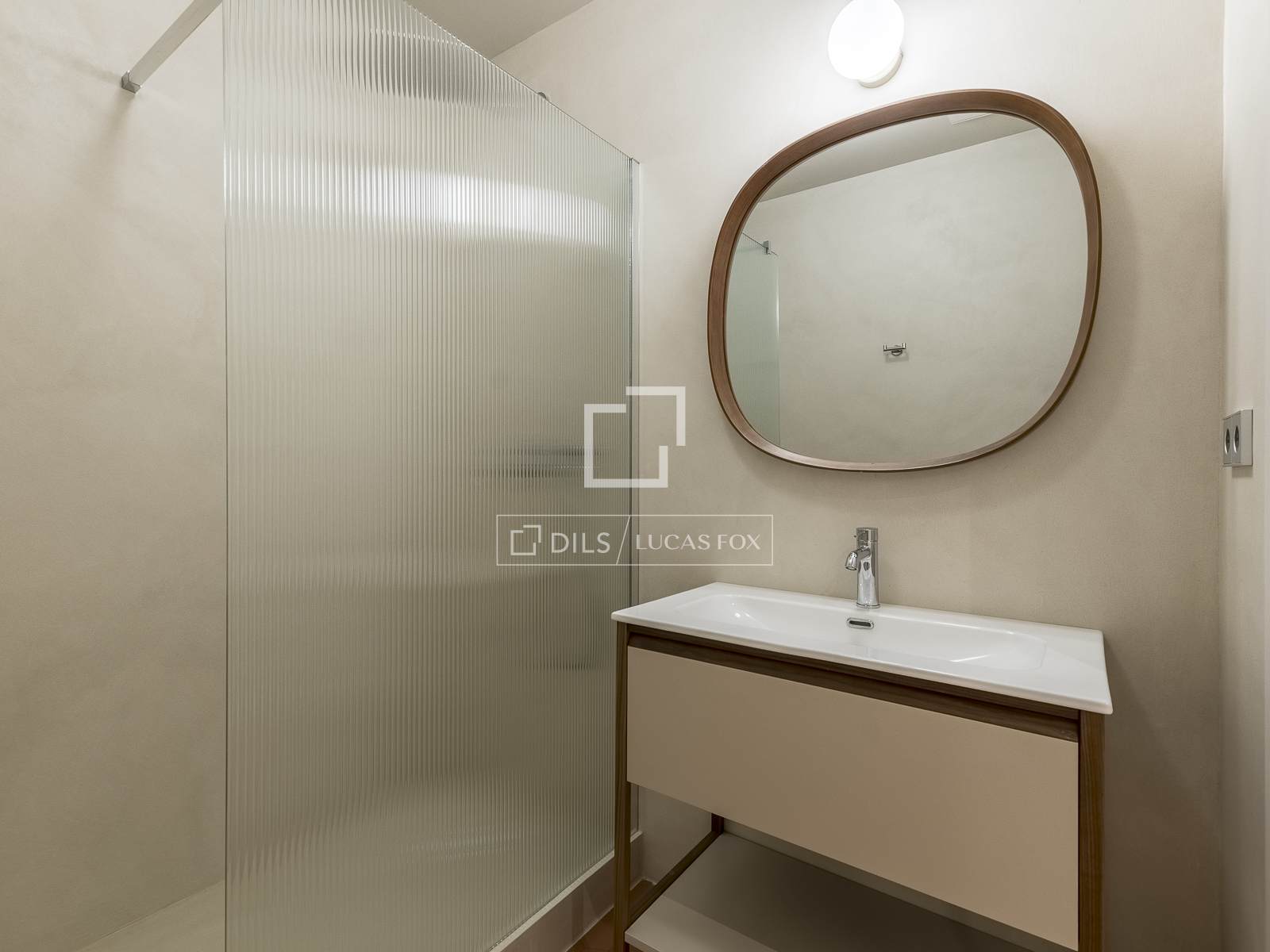 Huoneisto Barcelona, Espanja 3 makuuhuonetta, 125 m2 No. 164610