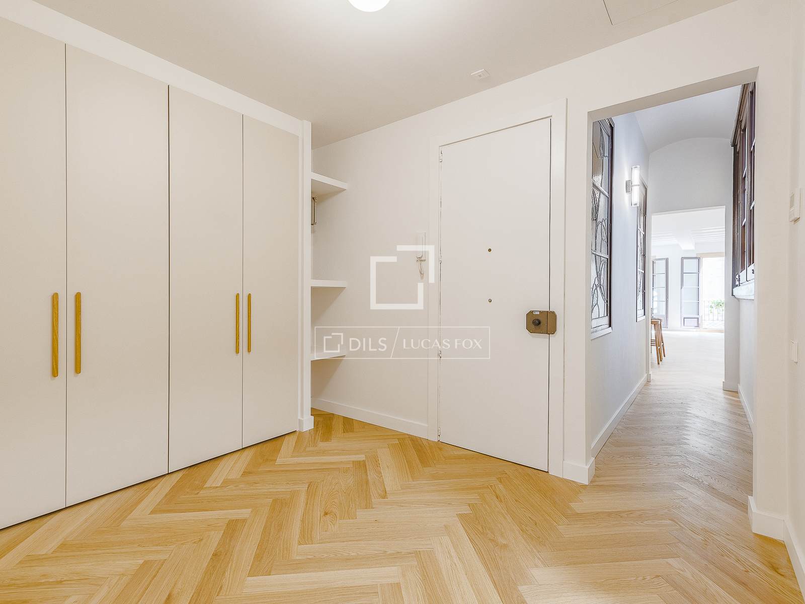 Huoneisto Barcelona, Espanja 3 makuuhuonetta, 125 m2 No. 164610