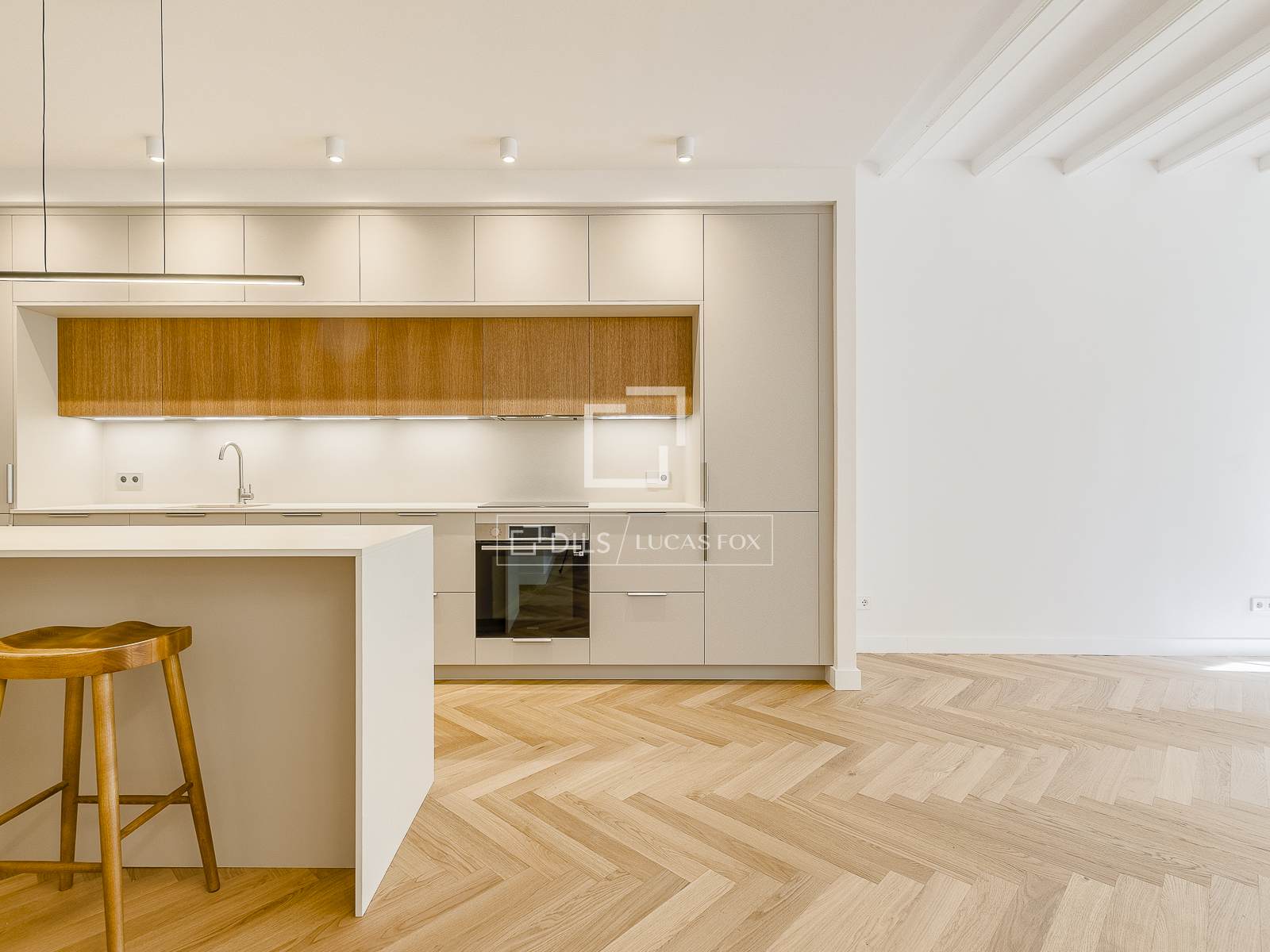 Huoneisto Barcelona, Espanja 3 makuuhuonetta, 125 m2 No. 164610