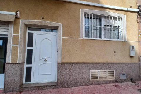 Talo Torrevieja, Alicante, Espanja 4 makuuhuonetta, 87 m2 No. 99800
