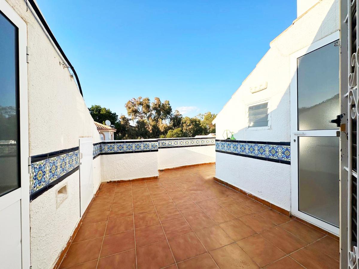 Casa adosada en Alicante, España 3 dormitorios, 98 m2 No. 149072