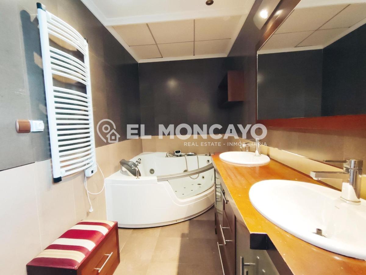 Penthouse in Guardamar del Segura, Alicante, Spain 4 bedrooms, 150 sq.m. No. 149075