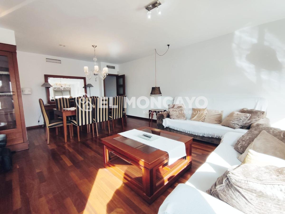 Penthouse in Guardamar del Segura, Alicante, Spain 4 bedrooms, 150 sq.m. No. 149075