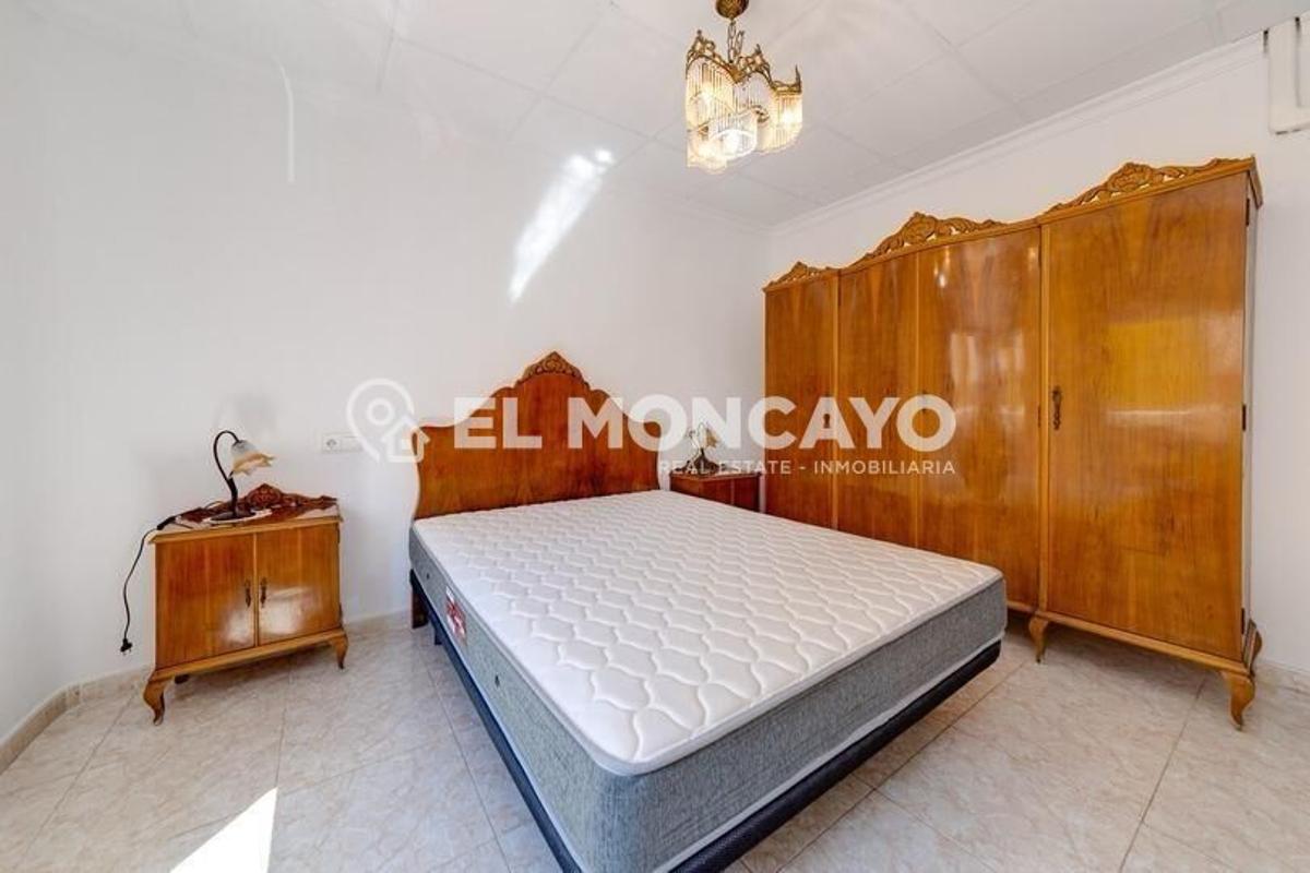 House in Guardamar del Segura, Alicante, Spain 3 bedrooms, 106 sq.m. No. 149071
