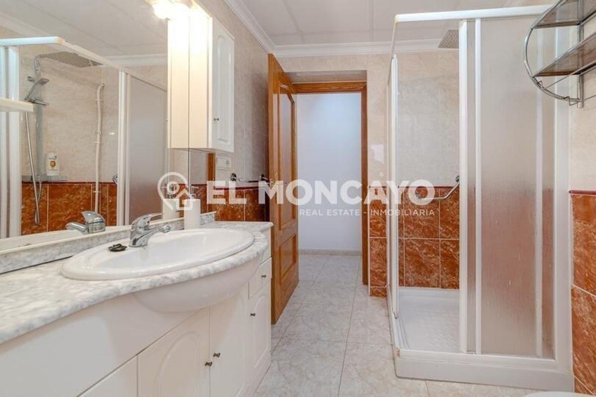 House in Guardamar del Segura, Alicante, Spain 3 bedrooms, 106 sq.m. No. 149071