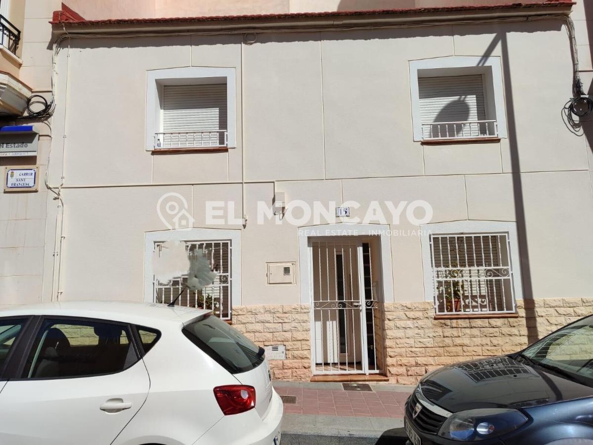 House in Guardamar del Segura, Alicante, Spain 3 bedrooms, 106 sq.m. No. 149071