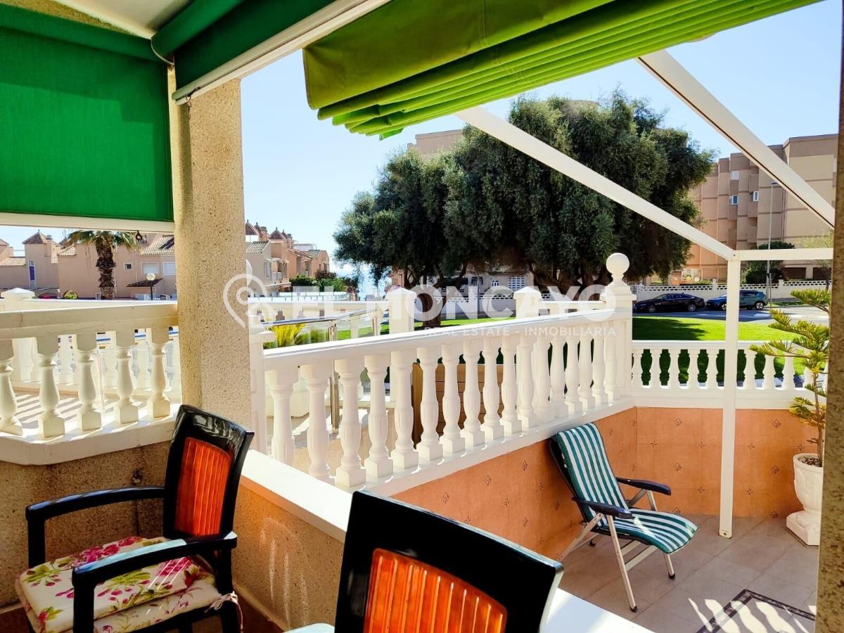 House in Guardamar del Segura, Alicante, Spain 4 bedrooms, 179 sq.m. No. 149069
