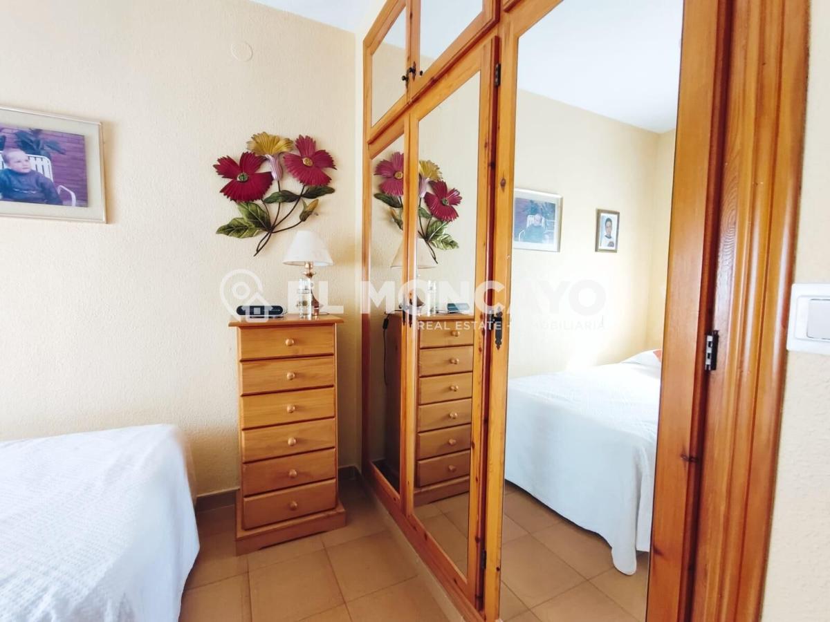 House in Guardamar del Segura, Alicante, Spain 4 bedrooms, 179 sq.m. No. 149069
