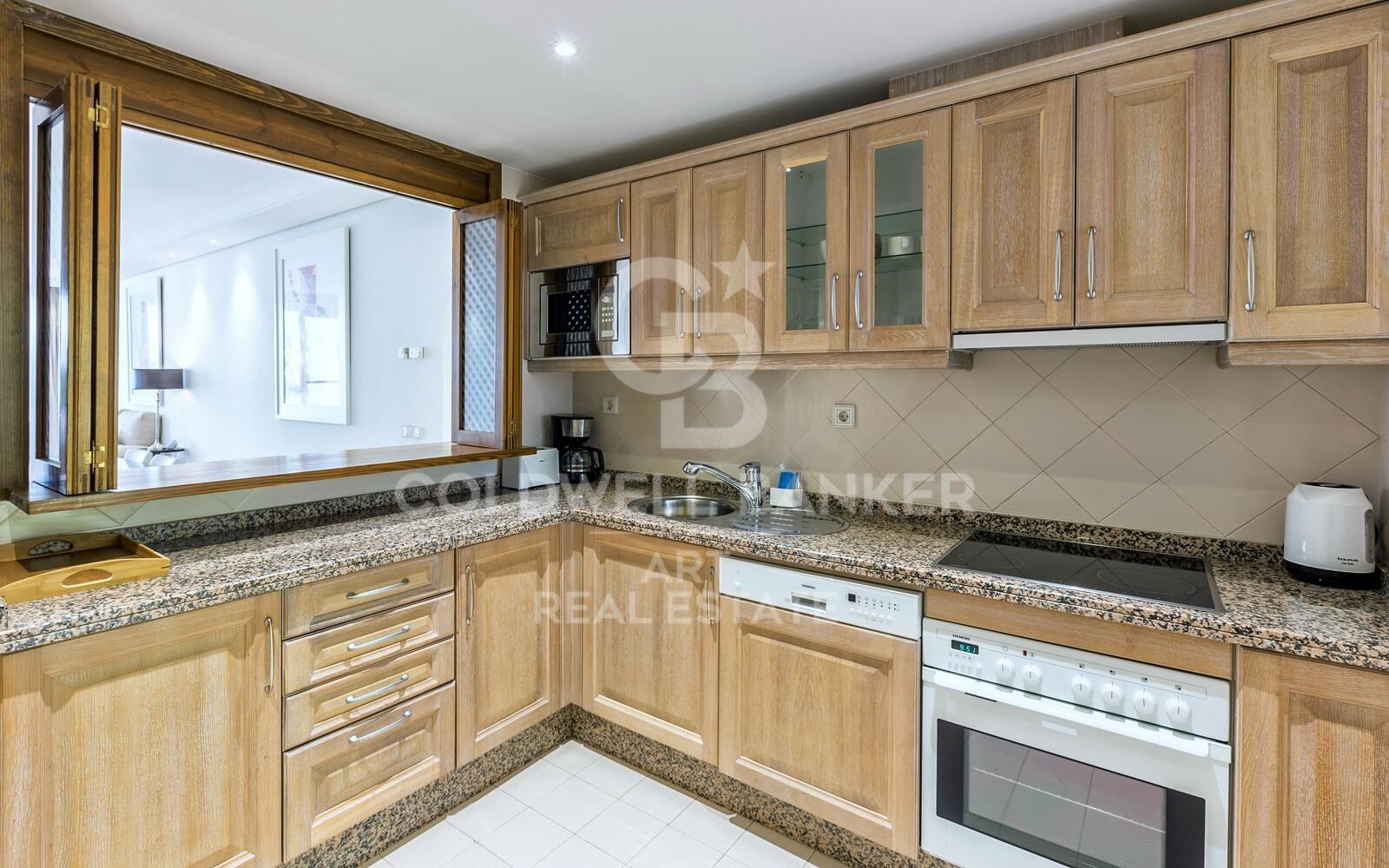 Attico a Marbella, Malaga, Spagna 3 camere da letto, 281 mq. N° 158172