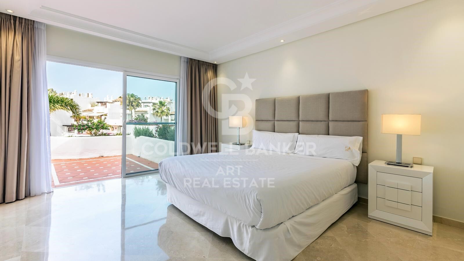 Attico a Marbella, Malaga, Spagna 3 camere da letto, 281 mq. N° 158172