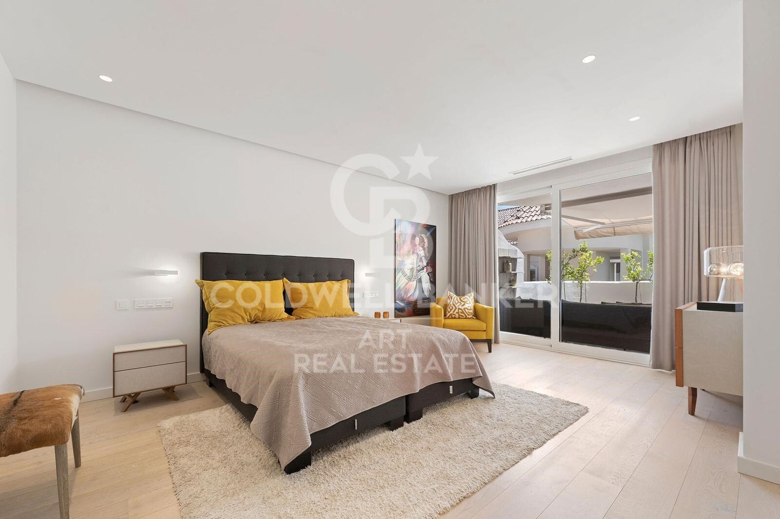 Duplex in Marbella, Malaga, Spain 4 bedrooms, 232 sq.m. No. 158170