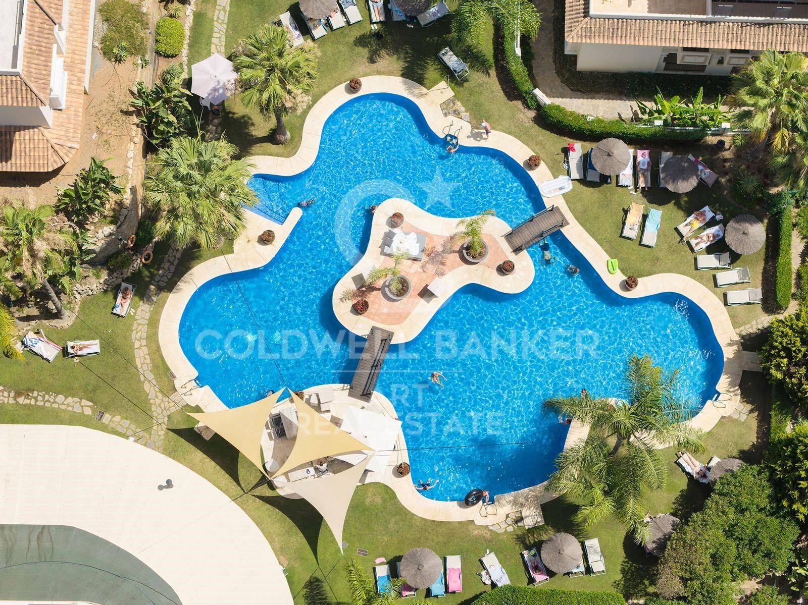 Duplex in Marbella, Malaga, Spain 4 bedrooms, 232 sq.m. No. 158170