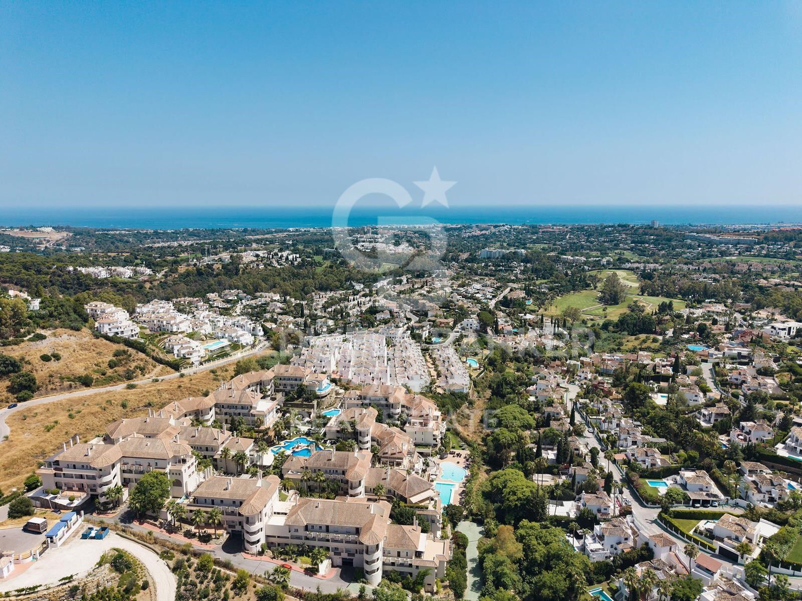 Duplex in Marbella, Malaga, Spain 4 bedrooms, 232 sq.m. No. 158170