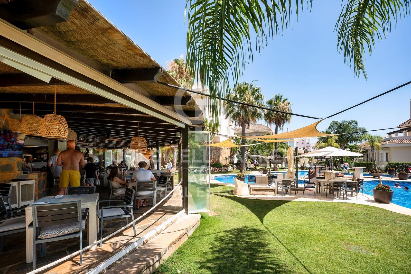 Duplex in Marbella, Malaga, Spain 4 bedrooms, 232 sq.m. No. 158170