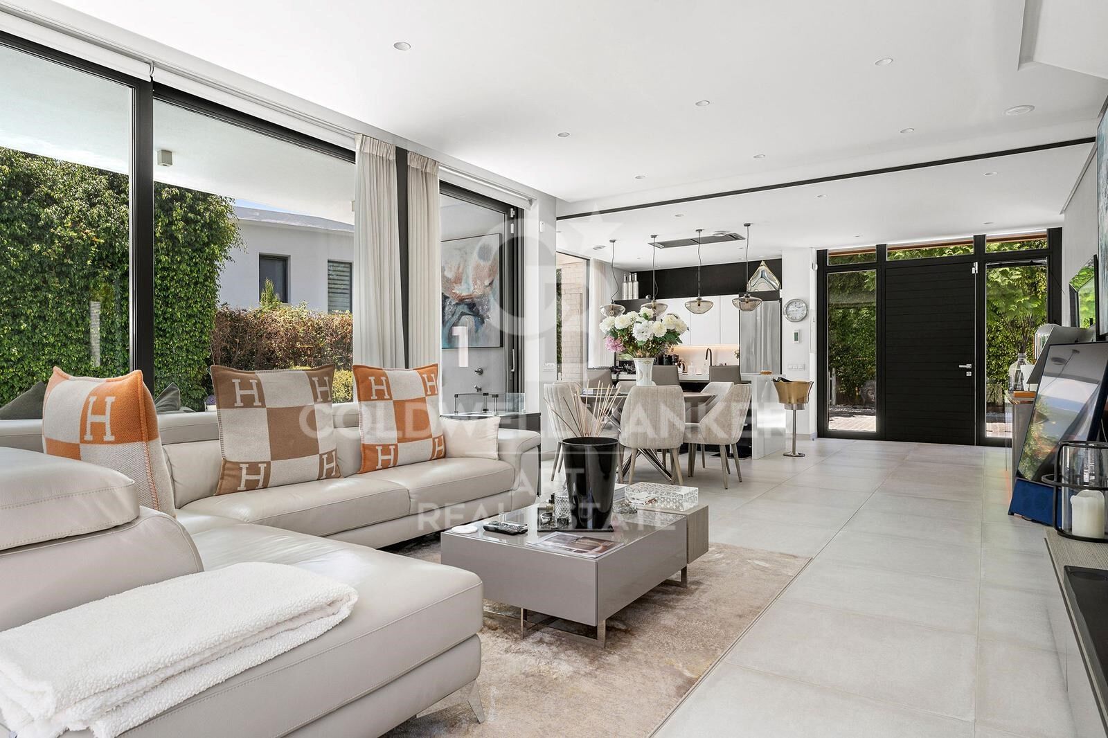 Сasa en Estepona, Málaga, España 4 dormitorios, 249 m2 No. 158168