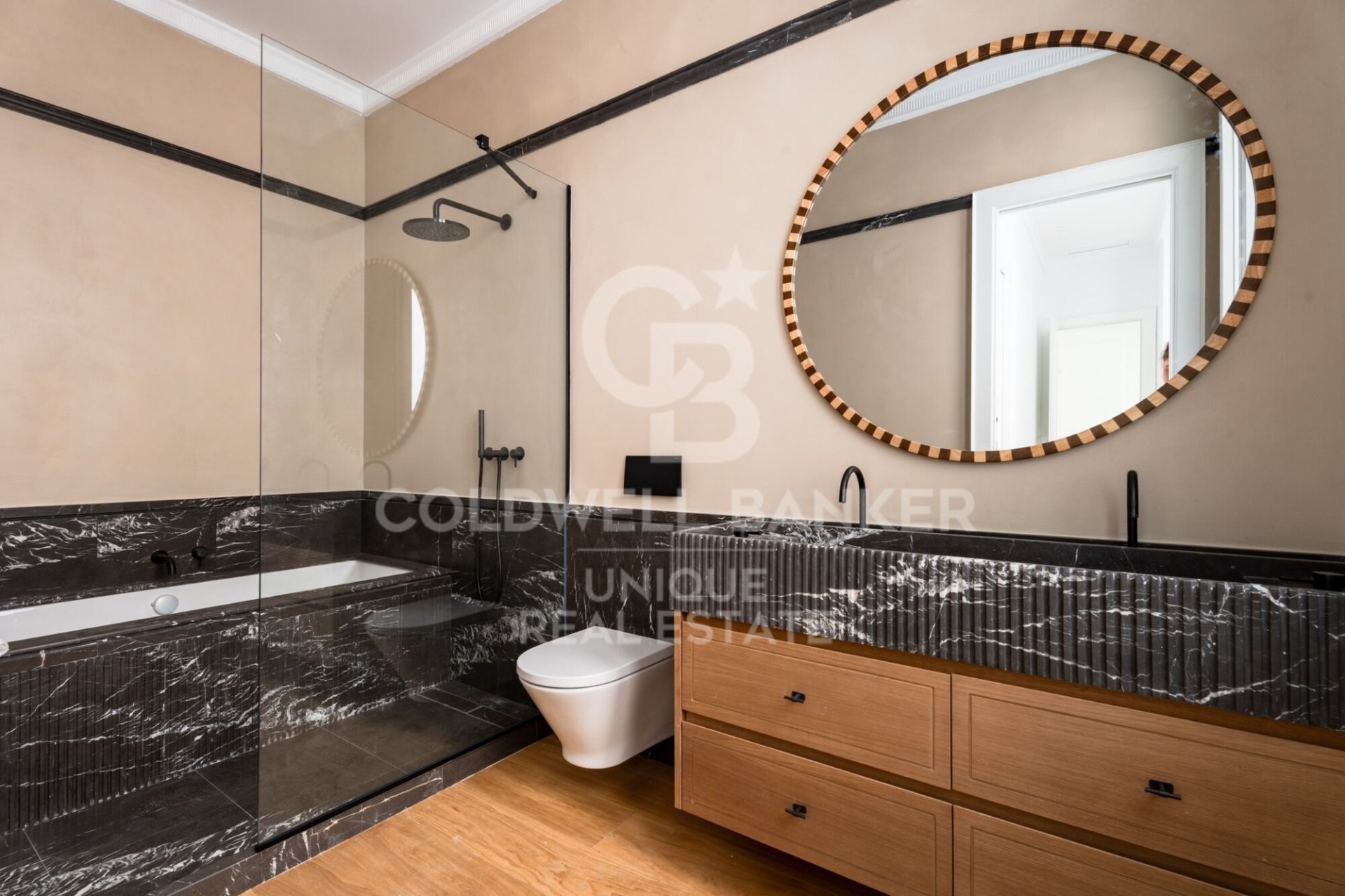 Dzīvoklis Madrid, Spānijā 3 istabas, 226 m2 Nr. 158167