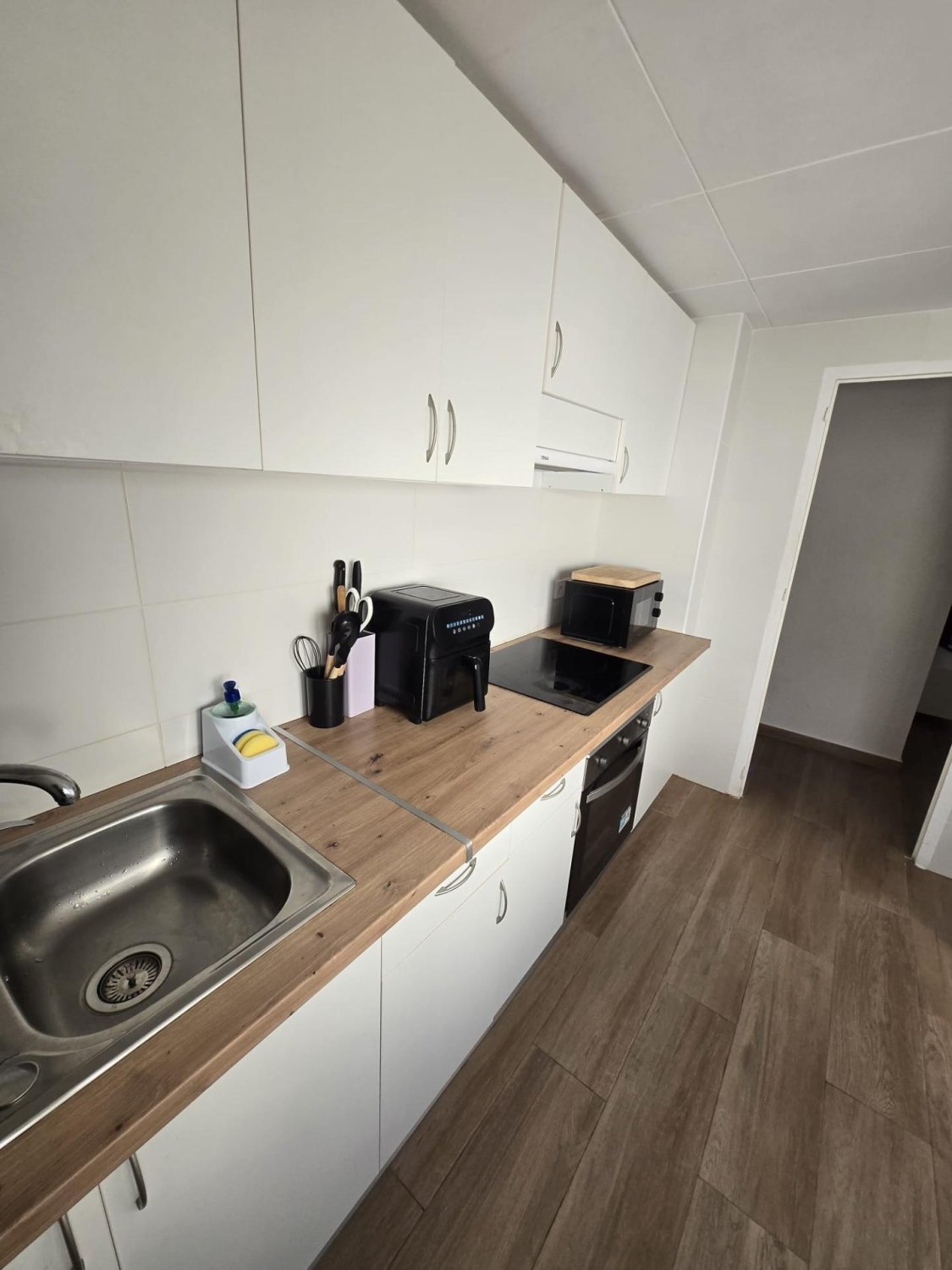 Apartment in Torrevieja, Alicante, Spain 2 bedrooms, 90 sq.m. No. 182128