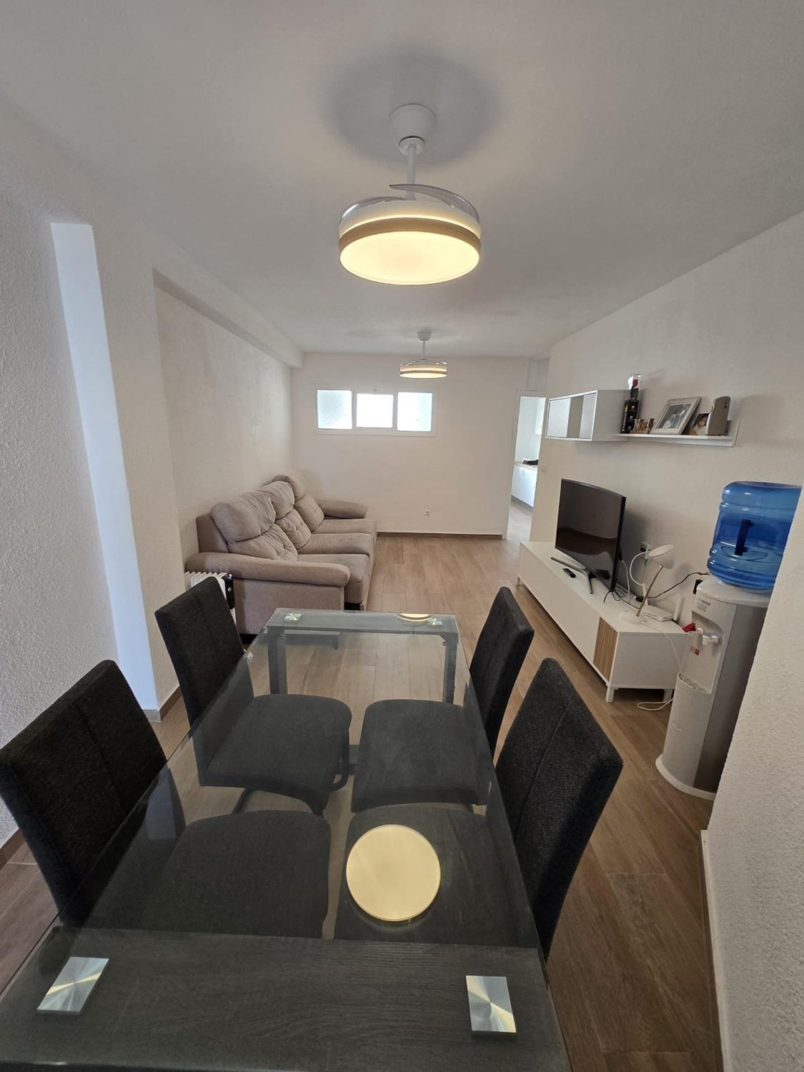 Apartment in Torrevieja, Alicante, Spain 2 bedrooms, 90 sq.m. No. 182128