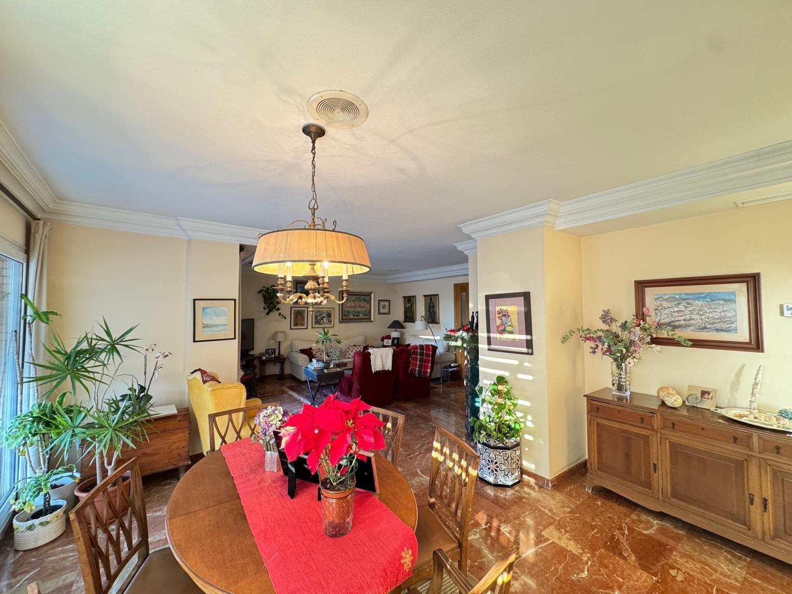Apartment à Torrevieja, Alicante, Espagne 4 chambres, 256 m2 No. 147730