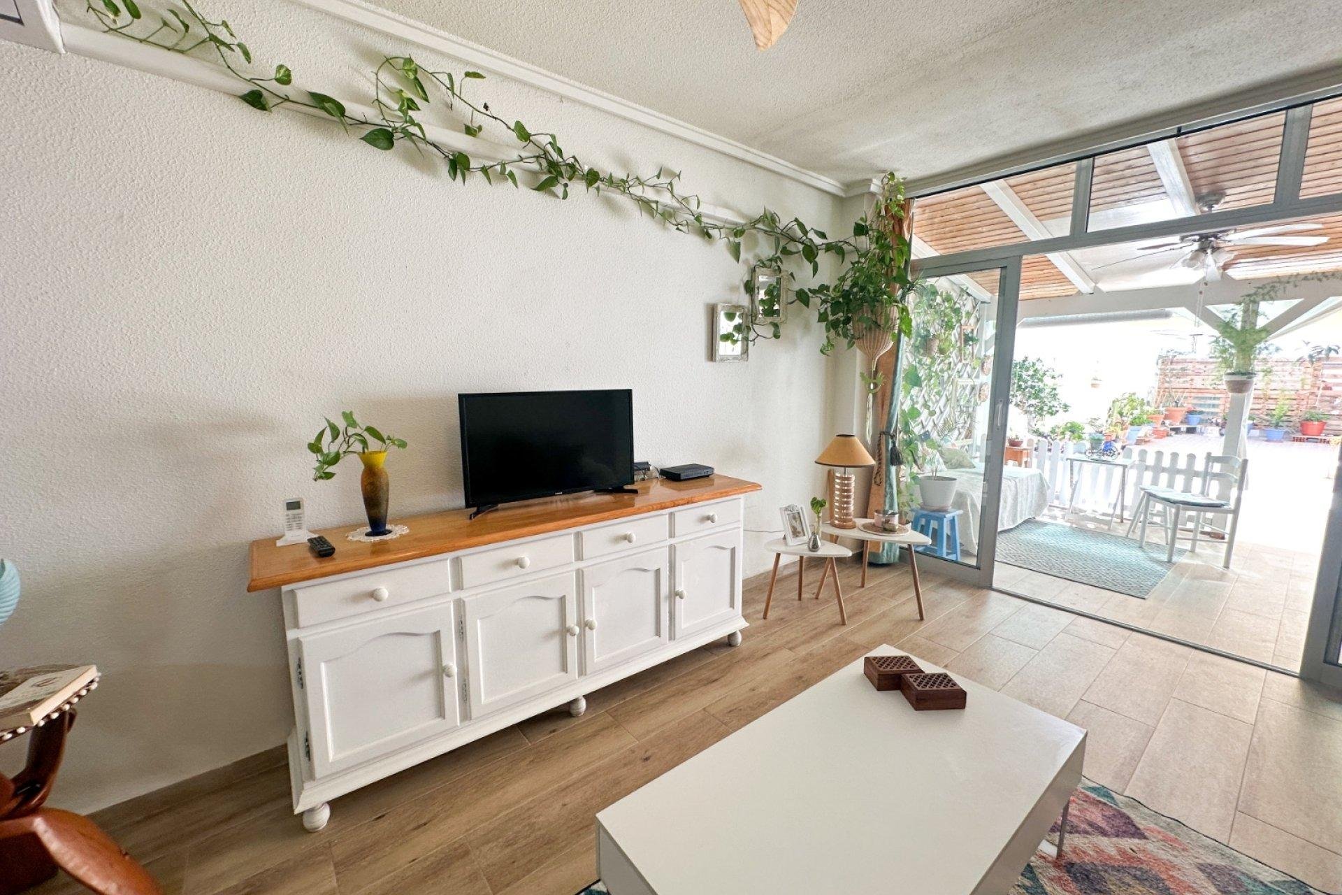 Dzīvoklis Torrevieja, Alicante, Spānijā 2 istabas, 64 m2 Nr. 164913