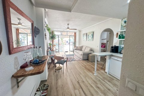 Apartament w Torrevieja, Alicante, Hiszpania 2 sypialnie, 64 mkw. nr 164913