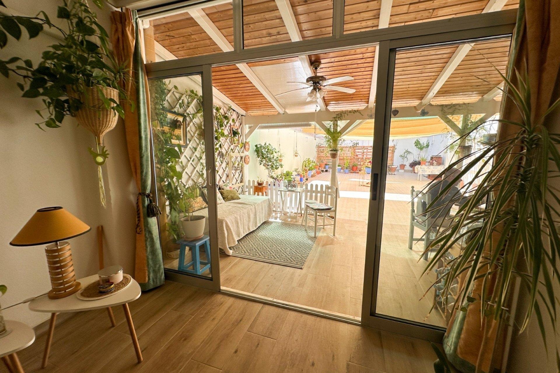 Dzīvoklis Torrevieja, Alicante, Spānijā 2 istabas, 64 m2 Nr. 164913