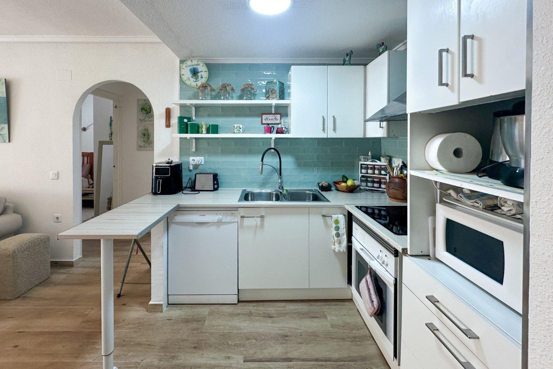 Dzīvoklis Torrevieja, Alicante, Spānijā 2 istabas, 64 m2 Nr. 164913