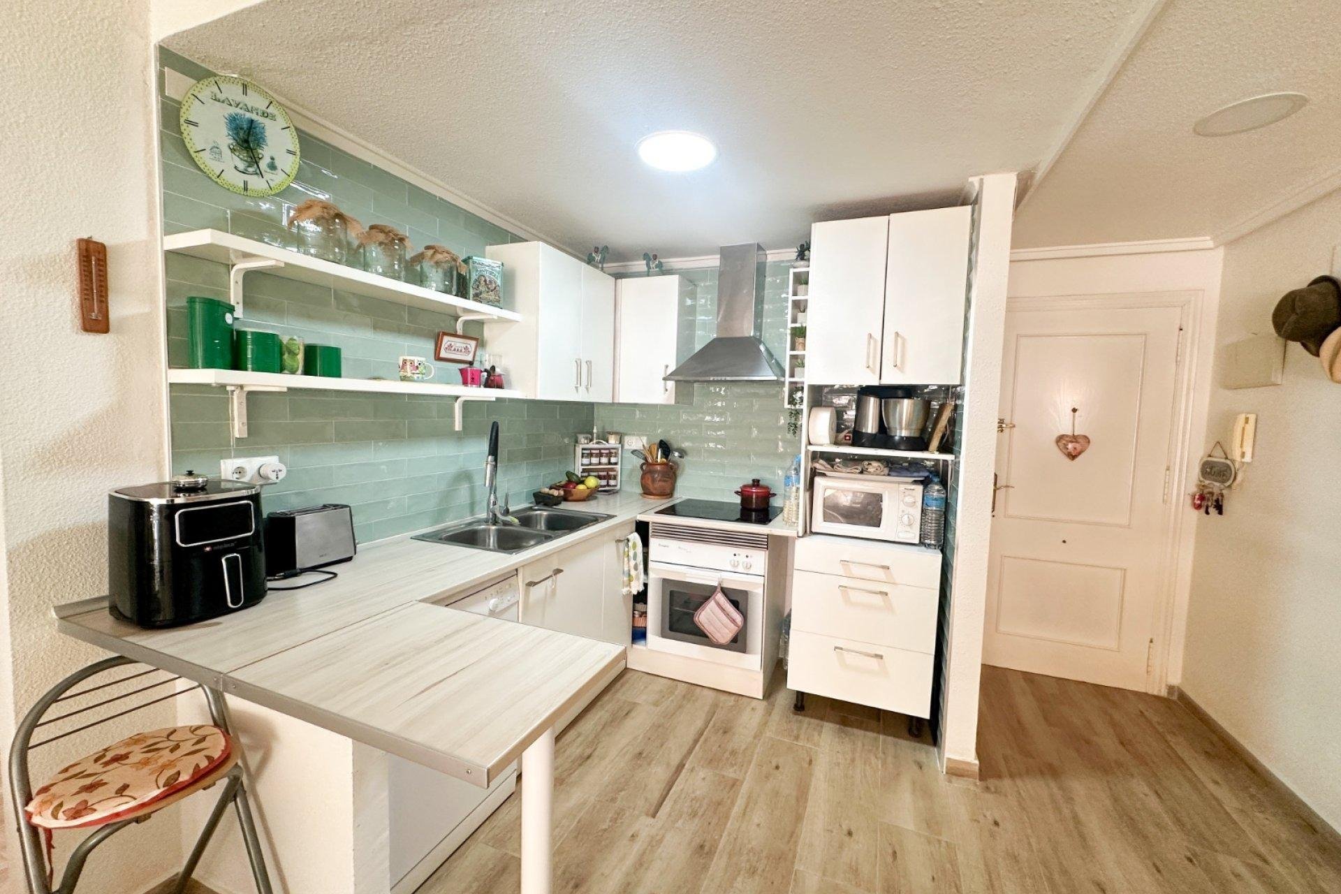 Dzīvoklis Torrevieja, Alicante, Spānijā 2 istabas, 64 m2 Nr. 164913