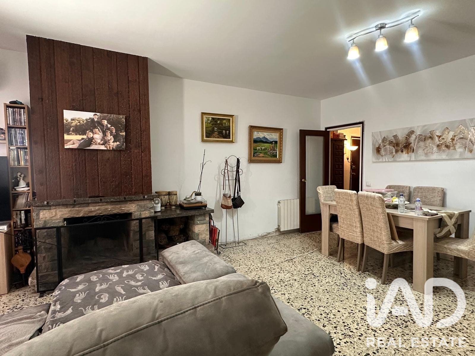 Apartament w Sant Andreu de la Barca, Barcelona, Hiszpania 5 sypialni, 172 mkw. nr 187834