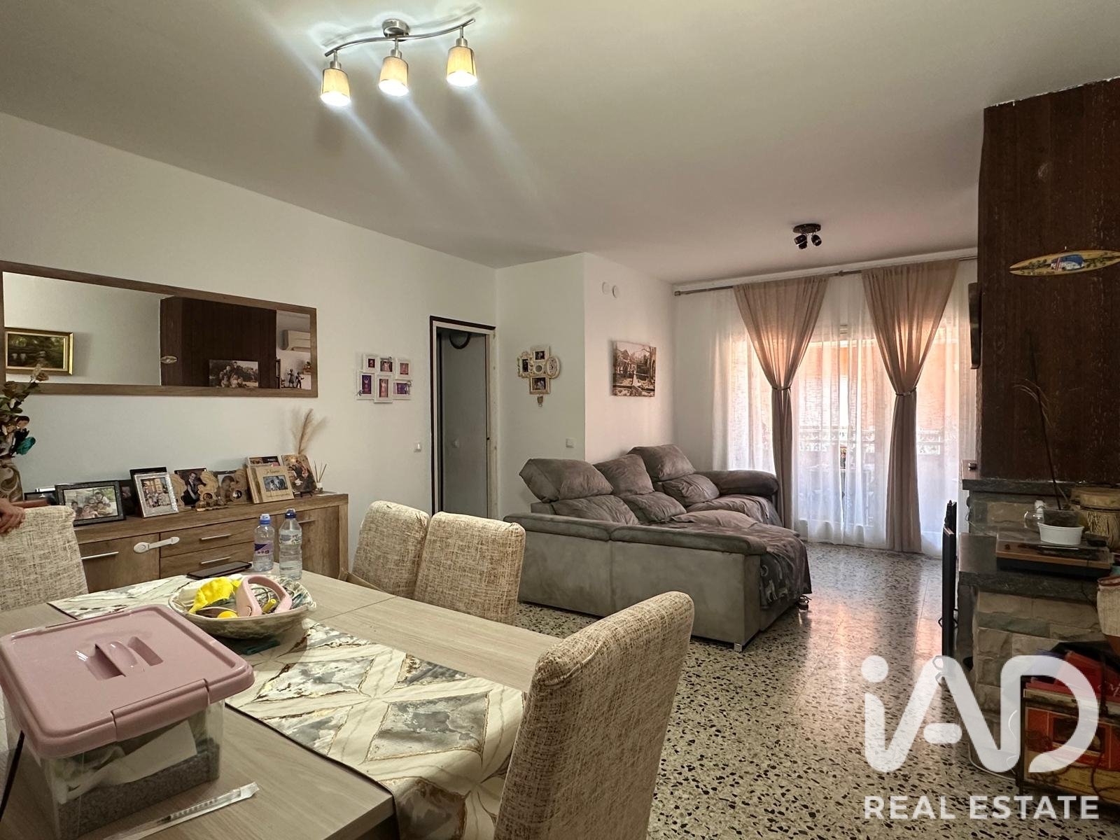 Apartament w Sant Andreu de la Barca, Barcelona, Hiszpania 5 sypialni, 172 mkw. nr 187834