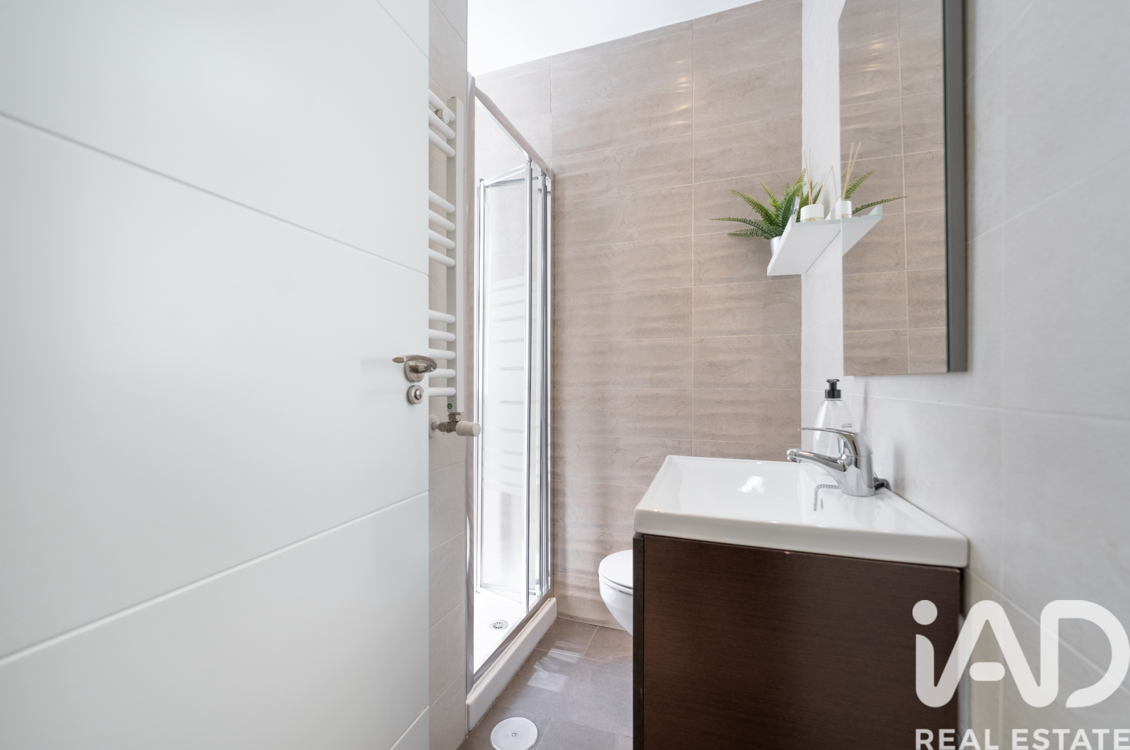 Kattohuoneisto Madrid, Espanja 3 makuuhuonetta, 142 m2 No. 187799