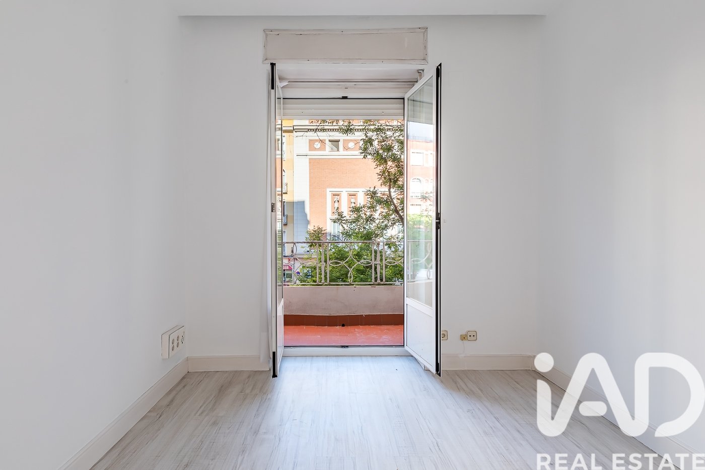 Apartamento en Madrid, España 4 dormitorios, 164 m2 No. 187832